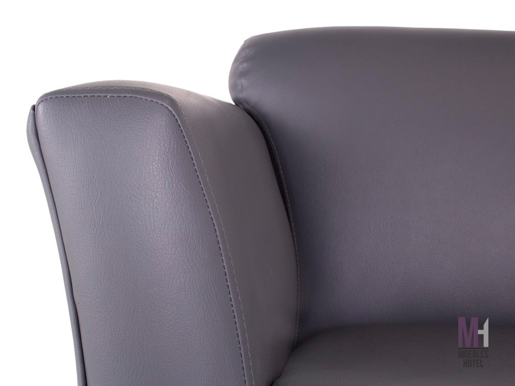 Love Seat tapizado en Tactopiel